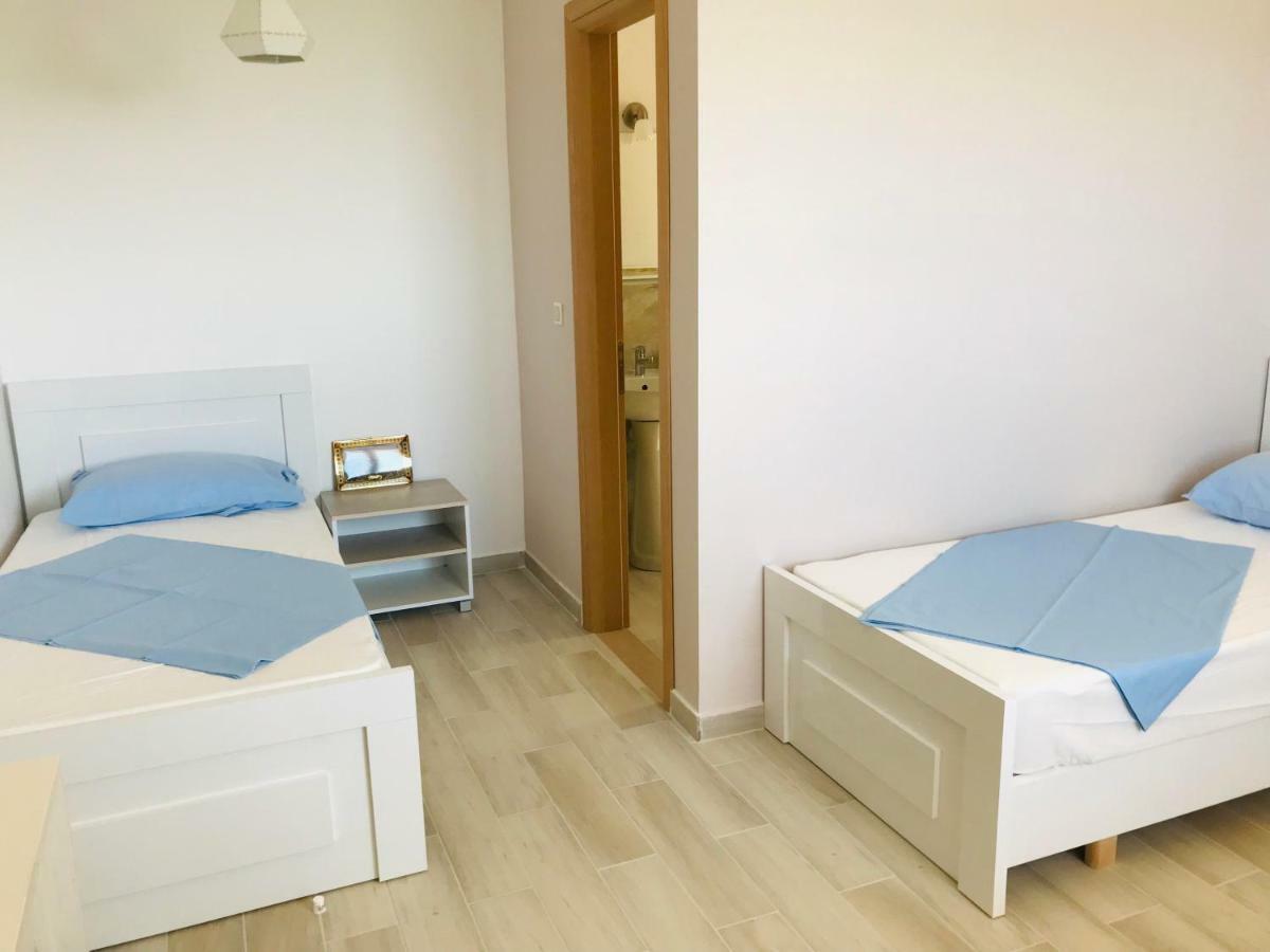 Appartamento Vila Milo Vuno Esterno foto
