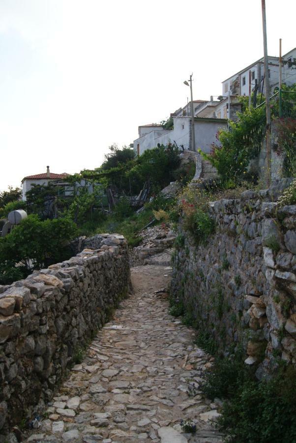 Appartamento Vila Milo Vuno Esterno foto